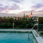 Hotel Alcazar